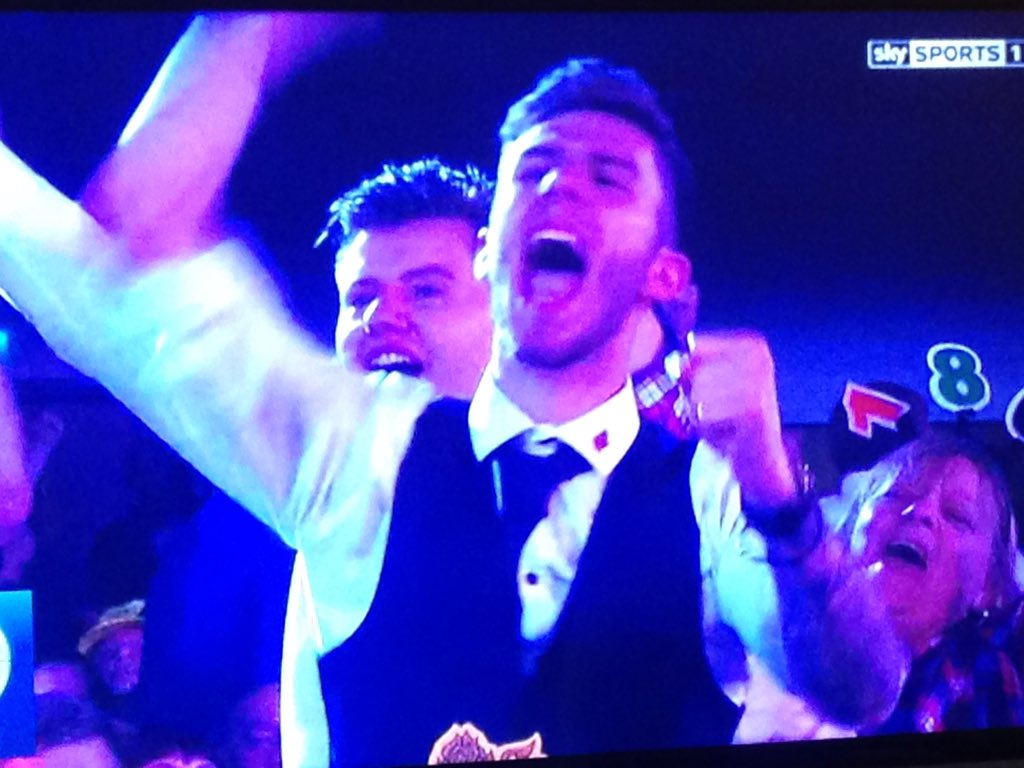 Mike4Williams's tweet photo. Look who I just saw on the darts replay @JackLambert18 nice waistcoat! 😜 https://t.co/RUBfGMdFcz