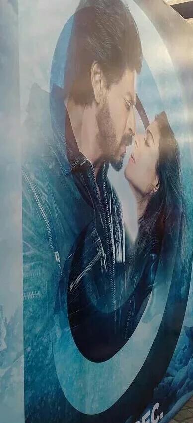 1994shubh31's tweet photo. Hum #sarif kya hue puri dunia #badmass ho gyi @raipooja779 @GloriousMahima one of the #dashu trailer if the dilwale https://t.co/XLJT3Z9KOl