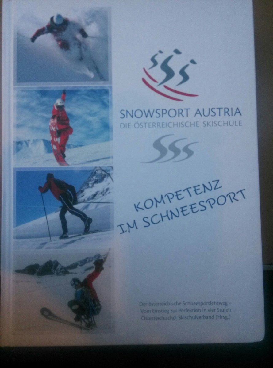 rufodelcastillo's tweet photo. A estudiar un poco q ya empieza la temporada #snowsportaustria #lehrplan2015 #ganasdenieve https://t.co/xHl9JtxXV3