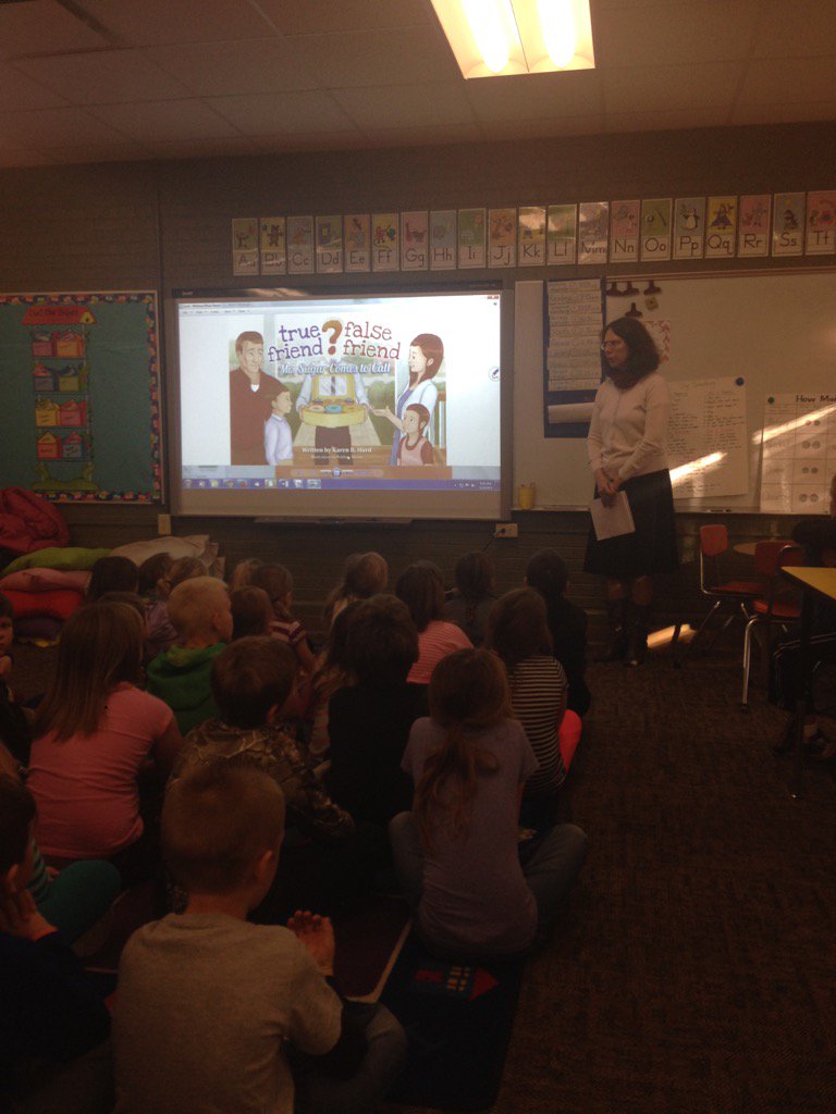 TerryAndersFC's tweet photo. Local author comes to visit! @fccrickets #gocrickets https://t.co/SicTpkhsH0