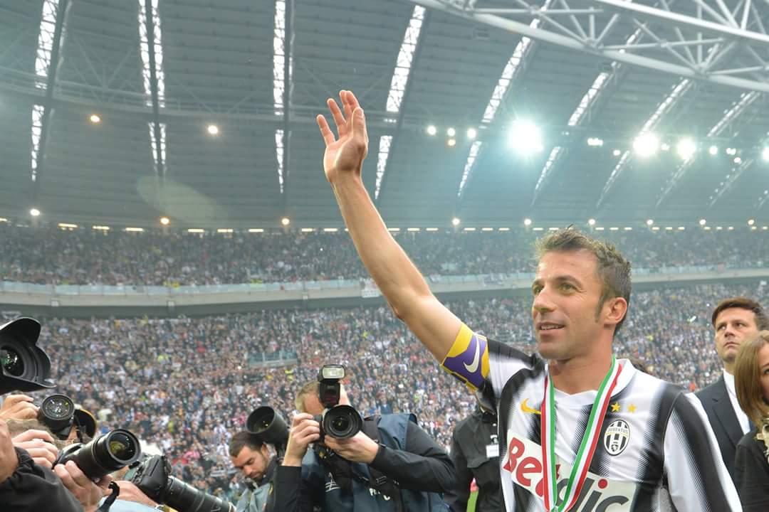 abdo_treki's tweet photo. #happybirthday #kingalex @delpieroale  #Legend 😍🙌💕 https://t.co/f26sgCJKZR