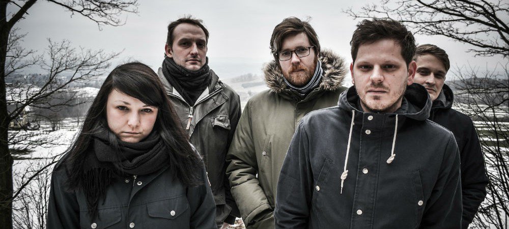 Spex's tweet photo. Wir streamen das kommende Album der Chemnitzer Band @Playfellowband exklusiv vorab. https://t.co/CeGV5RpEIZ https://t.co/bk6K7Vtcjp