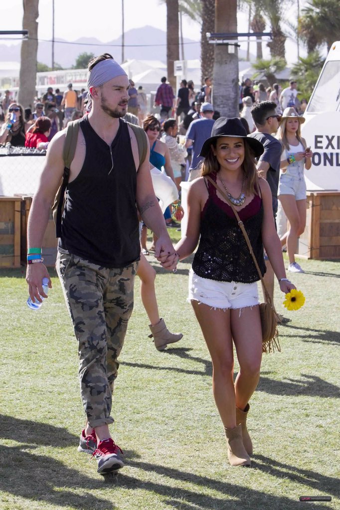 RememberWhenLea's tweet photo. Remember when Lea went to coachella? 😍 https://t.co/ArKdpptR4G
