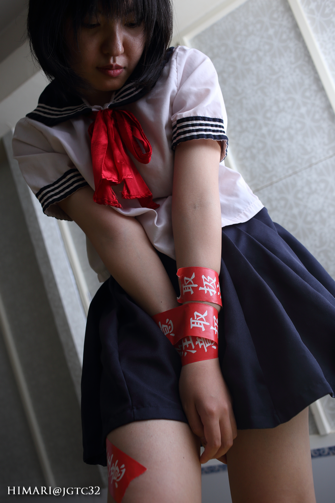暇猫 制服拘束 Model Yuuki Lululu Eos 6d Ef35mm F2 セーラー服 ポートレート T Co 0y0bojxqiu