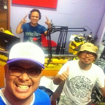 XChannel1032FM's tweet photo. Saatnya SOUND OF 90s bareng @martinajja @miko_elfa @ache_sploist https://t.co/6cUpNV0uL5