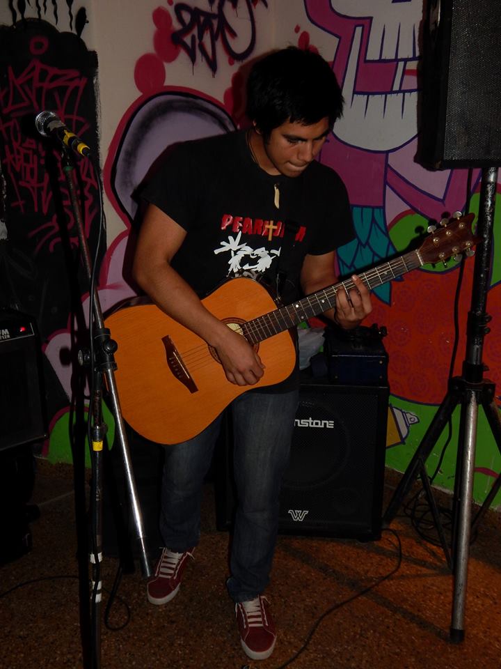 FlageloRock's tweet photo. FLAGELO la noche del sábado en 'Vip Lover'!! https://t.co/59BME65L7J