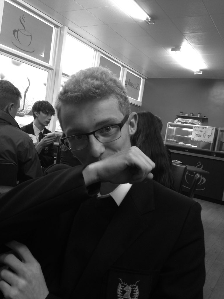 goooodjon's tweet photo. Classic Jon #goodjon https://t.co/JzMntc1EaE