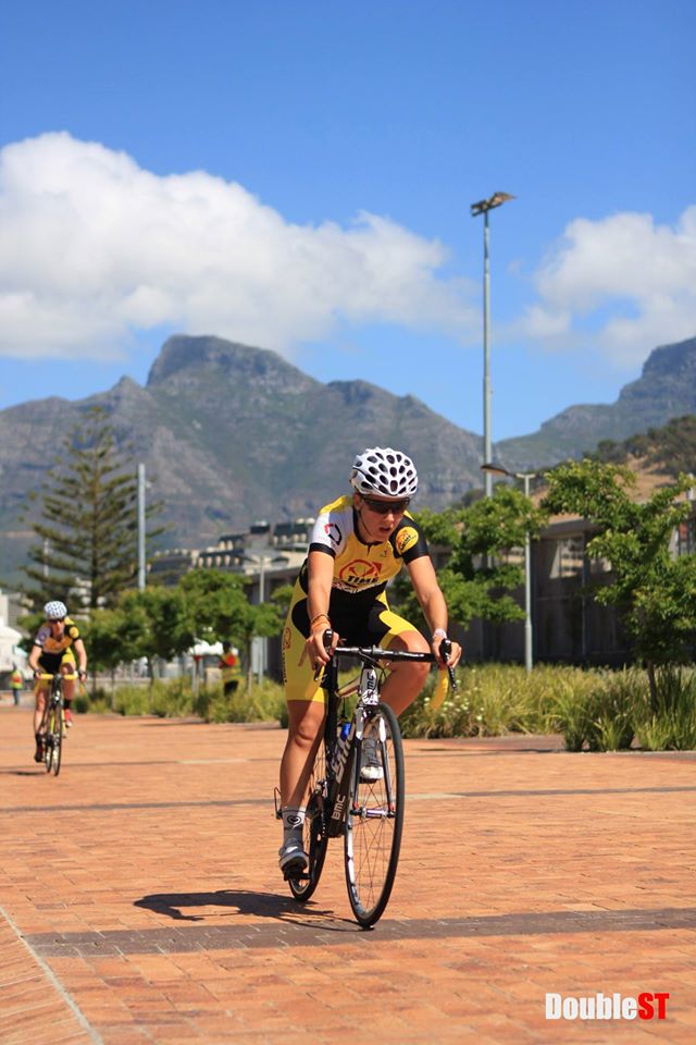 FlowerdewMedia's tweet photo. Engen Cycle in the City woos cyclists and fans alike @CycleintheCity  read more: 
https://t.co/mHU0meyw3O https://t.co/ireGb4HLrg
