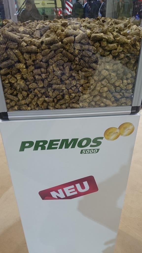 Lots if interest in the Krone in field pelletising machine #Agritechnica