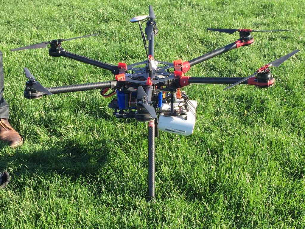 livelaughLahari's tweet image. Flew a drone yesterday #engineeringthings