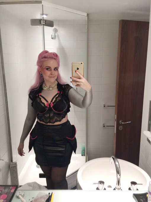 Ready for #IAMX @iamx tonight! #glitter #latex #rubber #suicidegirls @suicidegirls https://t.co/k5Er<a href="/tag/iamx"class="tags">#IAMX</a><a href="/tag/glitter"class="tags">#glitter</a><a href="/tag/latex"class="tags">#latex</a><a href="/tag/suicidegirls"class="tags"><span>#suicidegirls</span></a><a href="/tag/rubber"class="tags"><span>#rubber</span></a>