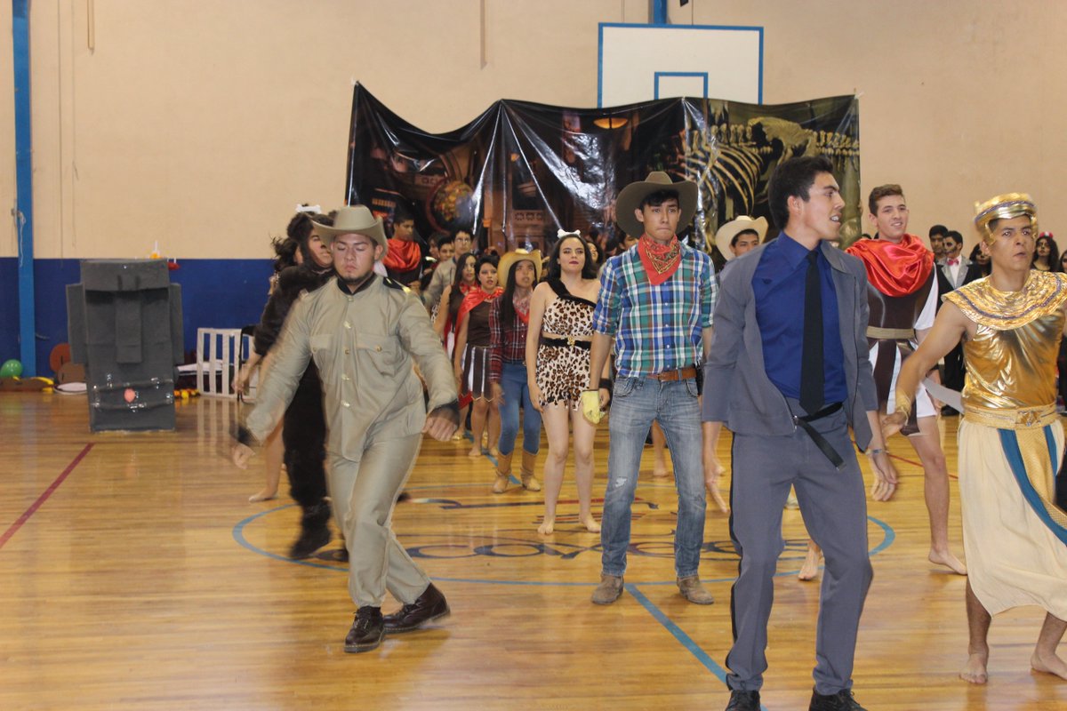 promedac's tweet photo. Viernes deportivo! los grupos C presentaron sus coreografías... Gracias por el esfuerzo muchachos!
#OrgulloAcaxee https://t.co/WwucYALWbL