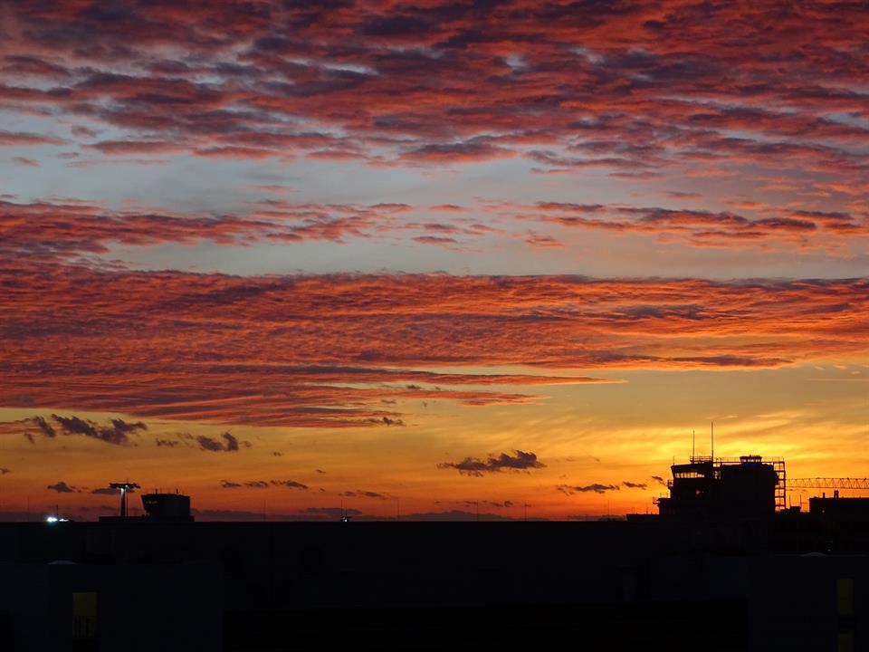 Airport_FRA's tweet photo. Have a great evening!^AL https://t.co/MnbkWJGZHx