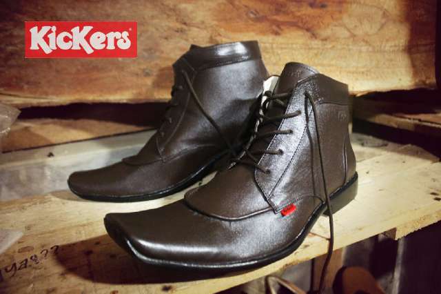 BANDOENG SHOES tweet media