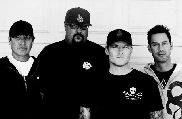 ticketplay's tweet photo. Pennywise en Porto Alegre - Opinião - Ticket Play  https://t.co/zdSFwpYMsu https://t.co/FoZxUL2C5q