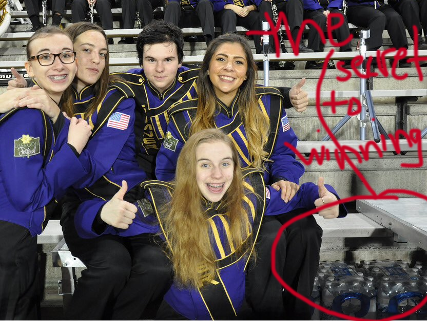 CPub_Eagles's tweet image. Forget QFC water. Our friends @SumnerSpartans have revealed the secret to winning. #CostcoWater @WA_ScoreCzar