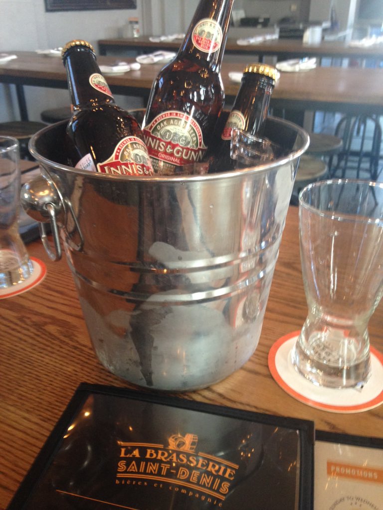 @innisandgunnCA in #Montreal #LaBrasserie Saint-Denis ! #drink_scottish #Quebec