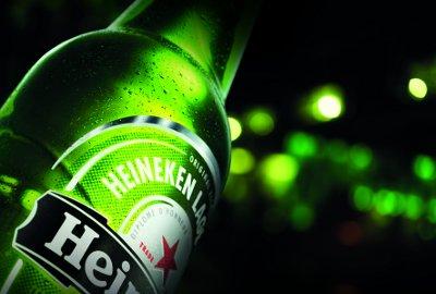 Los #lunes se arreglan con una cerveza y tus amigos en Mala Peca.