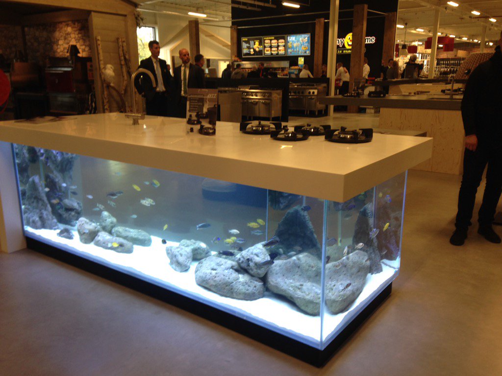 Geslaagde opening van de nieuwe Hanos/Studio Senses Delft! Mooie presentatie v/d Ocean Kitchen ism <a href="/DekkerInterieur/">Dekker since 1930</a>