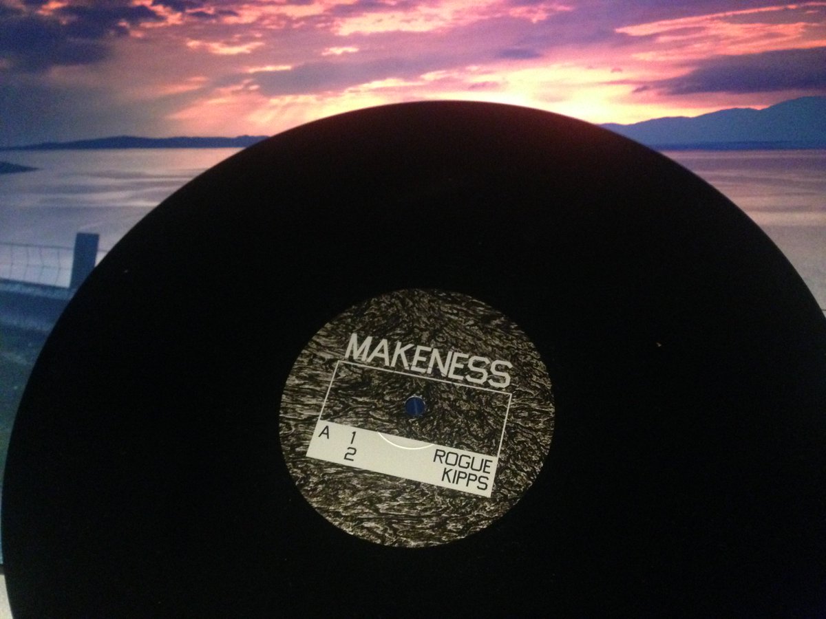 Makeness (@makeness) on Twitter photo EP is out! Here it is with a nice view.
Get it on wax from the <a href="/handsomedads/">handsome dad records</a> - tinyurl.com/poeqs6e EP is out! Here it is with a nice view.
Get it on wax from the <a href="/handsomedads/">handsome dad records</a> - tinyurl.com/poeqs6e