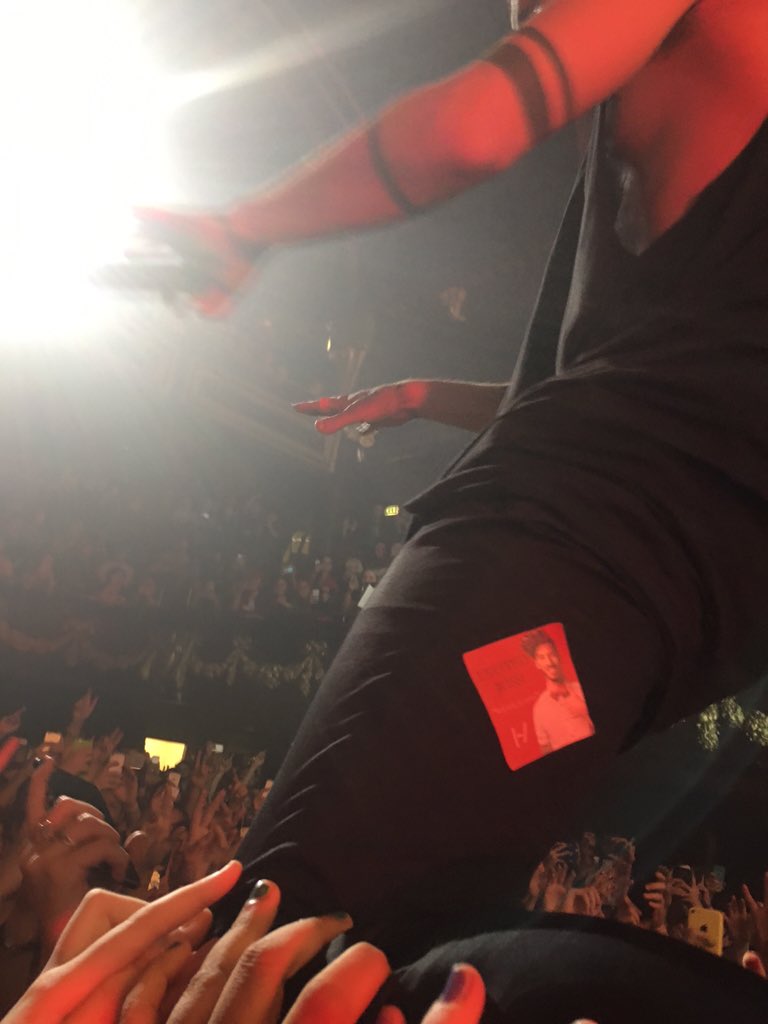 Alliana0x's tweet photo. I stuck an 'I voted josh' sticker on tyler goals achieved https://t.co/zJ5kDn1cQX