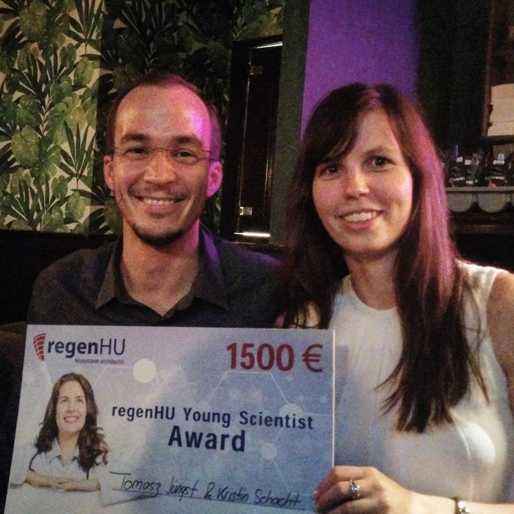 JoNicoleH's tweet image. Again, congratulations Tomasz and Kristin check out there work: onlinelibrary.wiley.com/doi/10.1002/an… #biofab2015 @Biofab2015