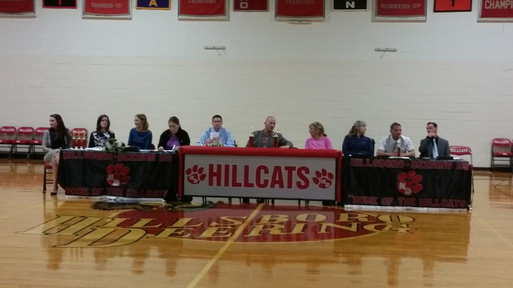 HDFriendsofHil's tweet image. Coaches waiting for Fall Sports Awards to begin! #hdhspride