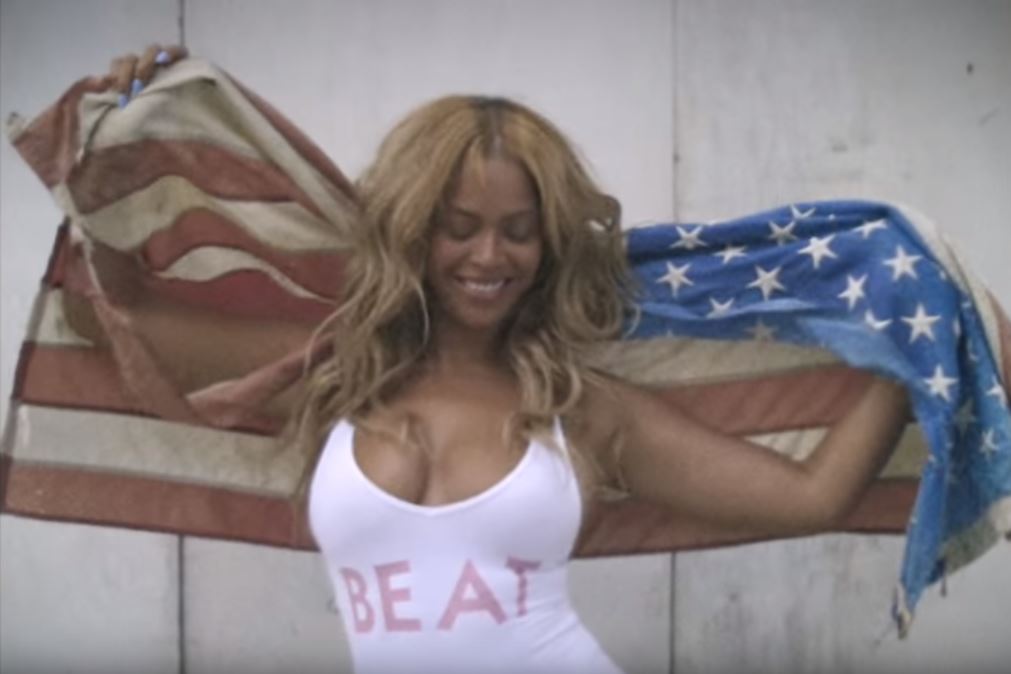 InformOverload on X: Beyonce's Breasts Bouncing In Slow Motion