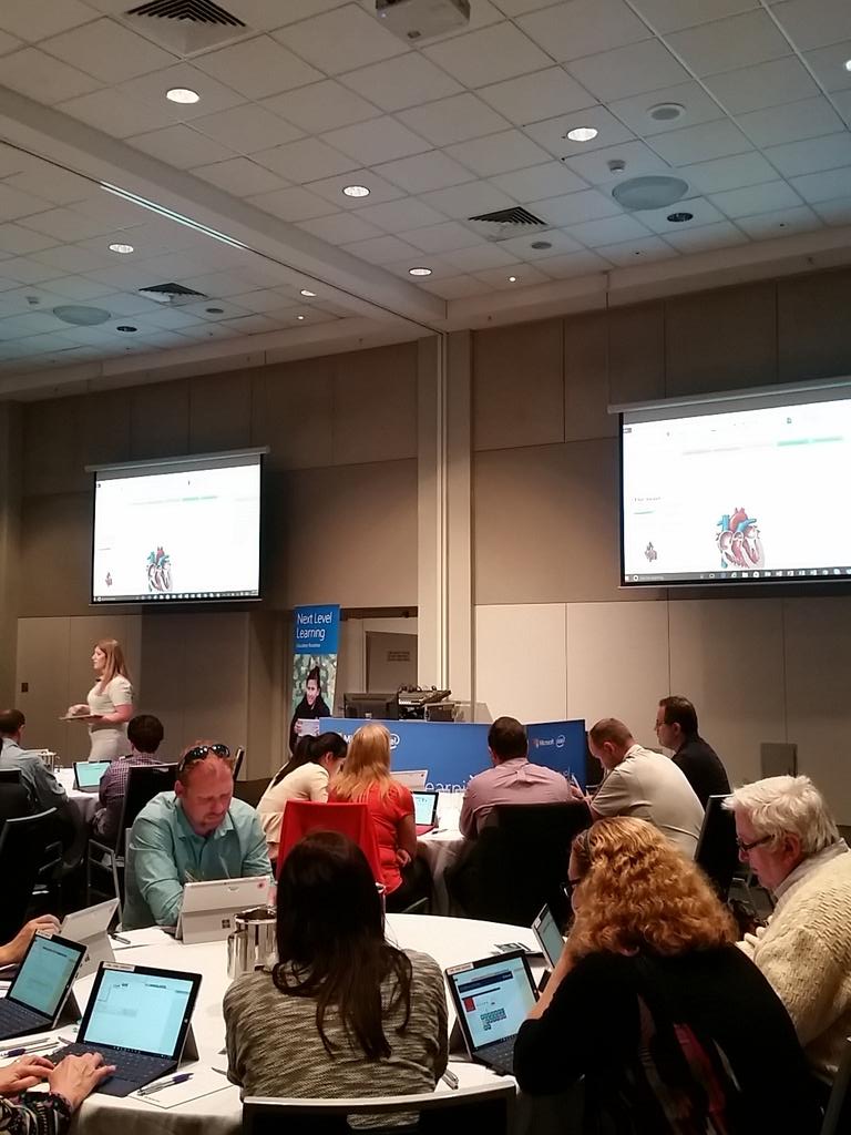 dan_bowen's tweet photo. The amazing Rowena from @ELH_Team doing OneNote multimedia #MSAUedu #nextlevellearning @mtholfsen https://t.co/R9HPRGDZmp