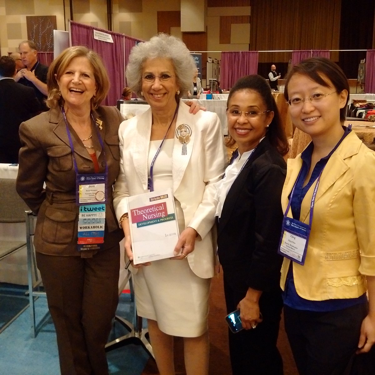 DorisGrinspun's tweet photo. With @AfafMeleis @STTI #STTIVegas2015 where #KnowledgeMeetsAction! Dr. Meleis new boon Theoretical Nursing is #FAB, https://t.co/ydoGLxitJj