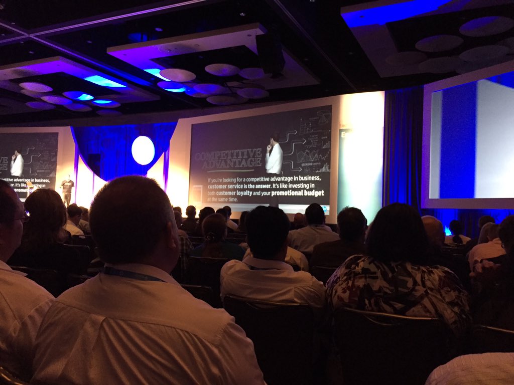 h2ogliders's tweet photo. #HPEngage15@jeffwestover when building customer focused roadmaps all roads lead to the contact center https://t.co/G3umKycWRw