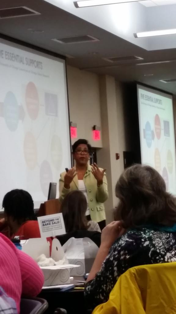 MNPSParentUniv's tweet image. We must cultivate the capacity of parents and staff for family-school partnerships! #DualCapacityFramework