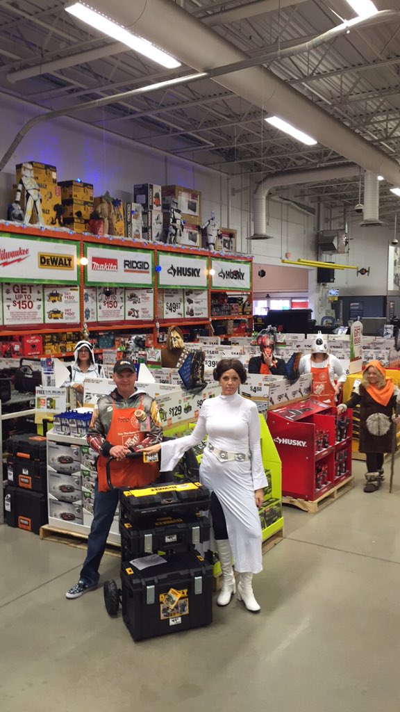 Renee Uphill tweet media