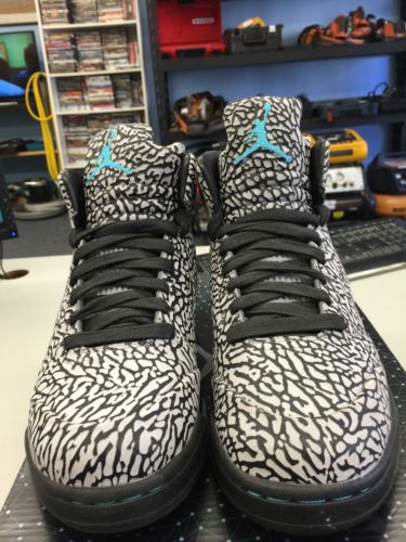 DAIGO_1126's tweet photo. 念願のAIR JORDAN 3LAB5/GUMMA BLUEゲット🙌✨
#JORDAN #JORDAN3LAB5 https://t.co/KhIbxQs85E