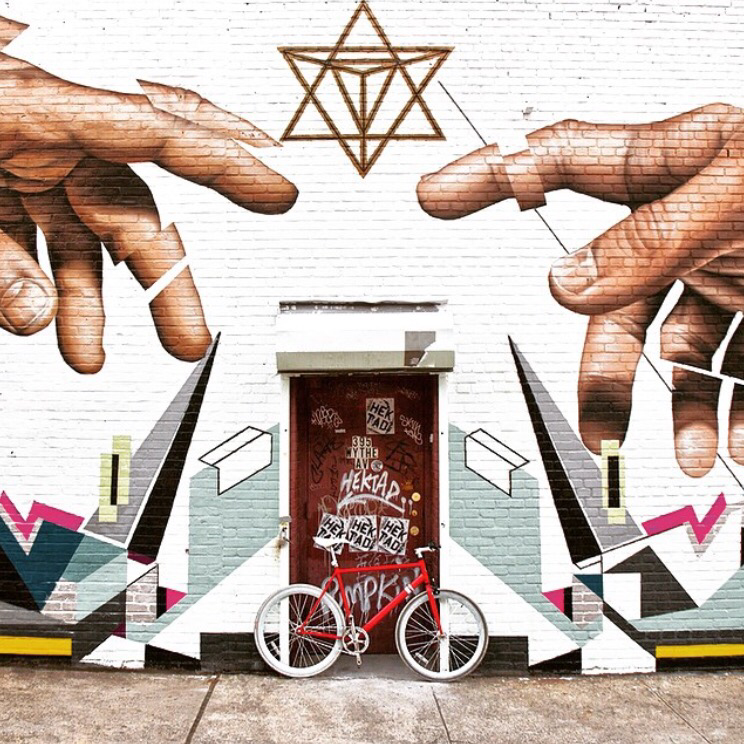 a_teeshop's tweet photo. We support anyone who loves to share their #CreativiTee. #BAAW #Art #Creativity #Cycling #bikelovers https://t.co/CPJ9sQomDP