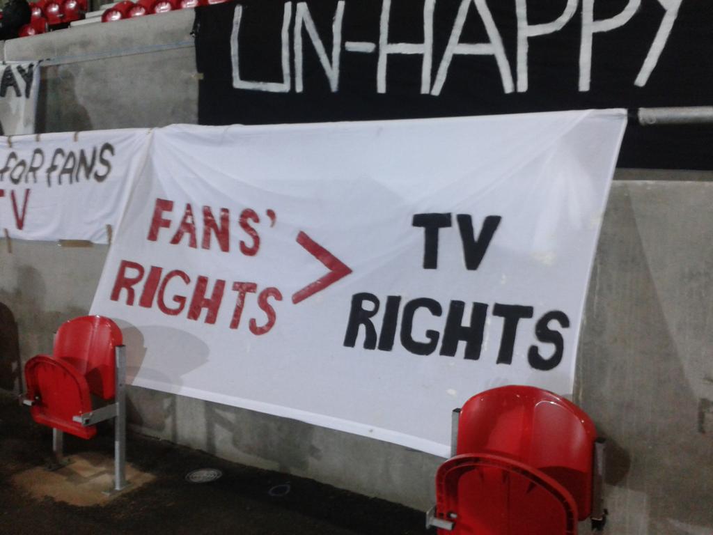 FCUnitedLGBTQ's tweet photo. Banners at Broadhurst Park protesting against the switch @FCUnitedMcr https://t.co/UOsNulQDSz