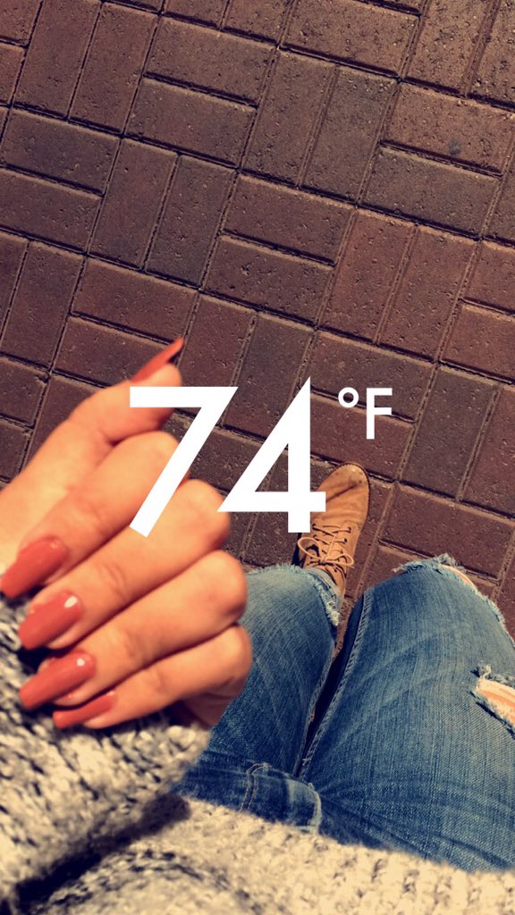 smhannem's tweet photo. Fall in Phoenix lol 💅🏼 https://t.co/1B0CYT6epz