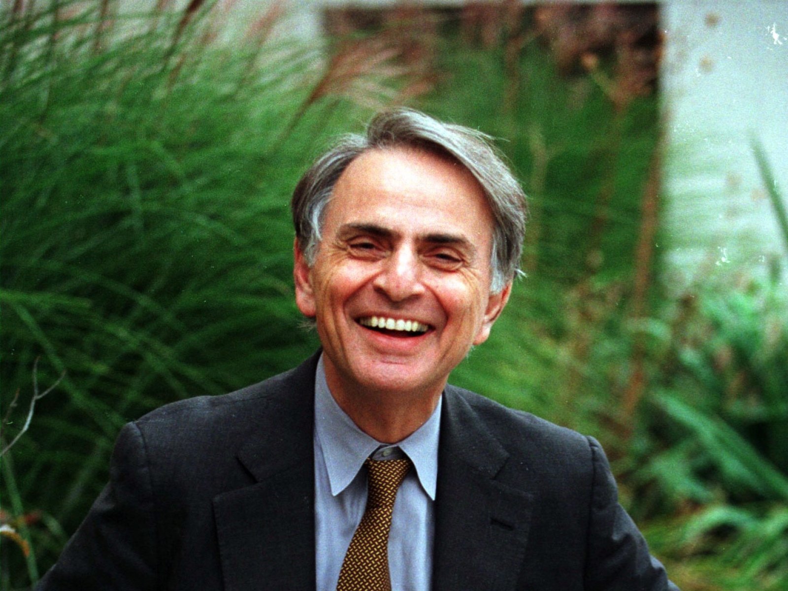 Happy birthday Carl Sagan!        