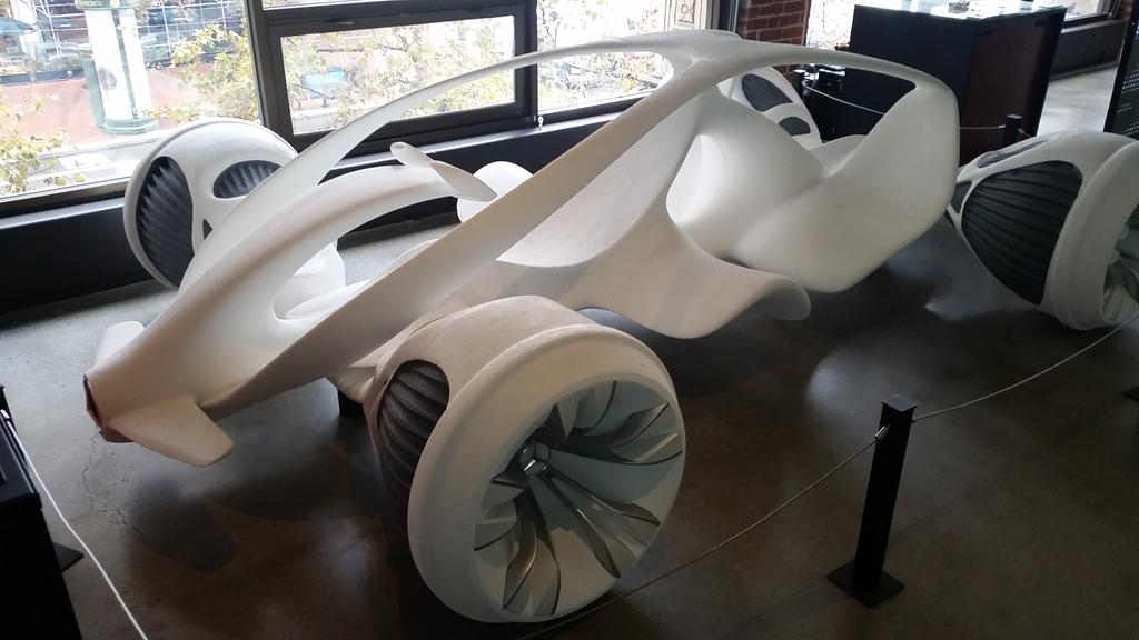 ITMNaas's tweet photo. The Mercedes Benz Biome concept car modelled and designed using #autodek software. @autodeskgallery https://t.co/jjVOUnCjHS