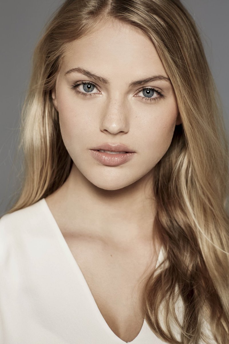 kimdawsonmodels's tweet photo. Watch 2015 #KimDawsonModelSearch winner Kate Woodman's video shot by @RichardKrall https://t.co/IZy6zkSrgM https://t.co/WBoW4EX1mB