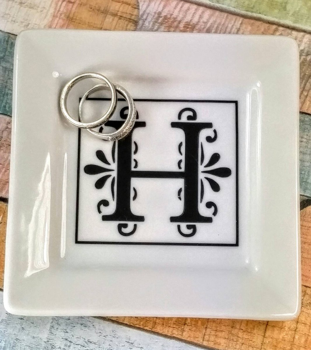 EtsyRockingJay's tweet image. Ring Dish, Ring Dish with monogram, Personalized Ring Dish, Wedding Gift… etsy.com/listing/247533… #Etsy #RingStorage