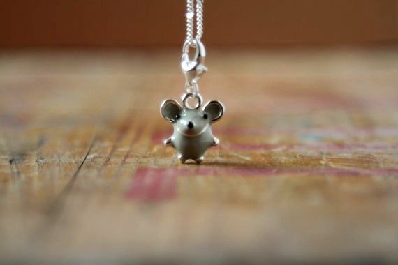thedorothydays's tweet photo. My mouse necklaces are popular this week - just £5 each https://t.co/rj7ZRmjnL0 #creativebizhour #dorsethour https://t.co/W9TORl6eXR