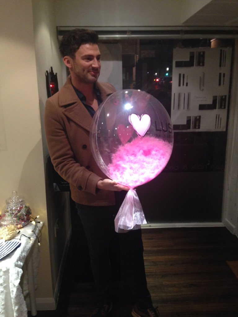lushnails1's tweet photo. Thank you for coming @JakeQuickenden #lushevent https://t.co/9oM1CsIJfs