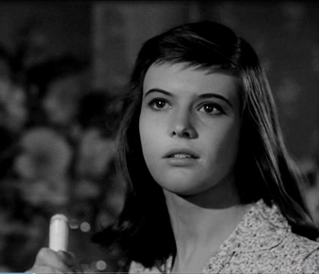 11/3: Happy 85th Birthday 2 actress Lois Smith! TV Fave=TrueBlood+many guest roles!  