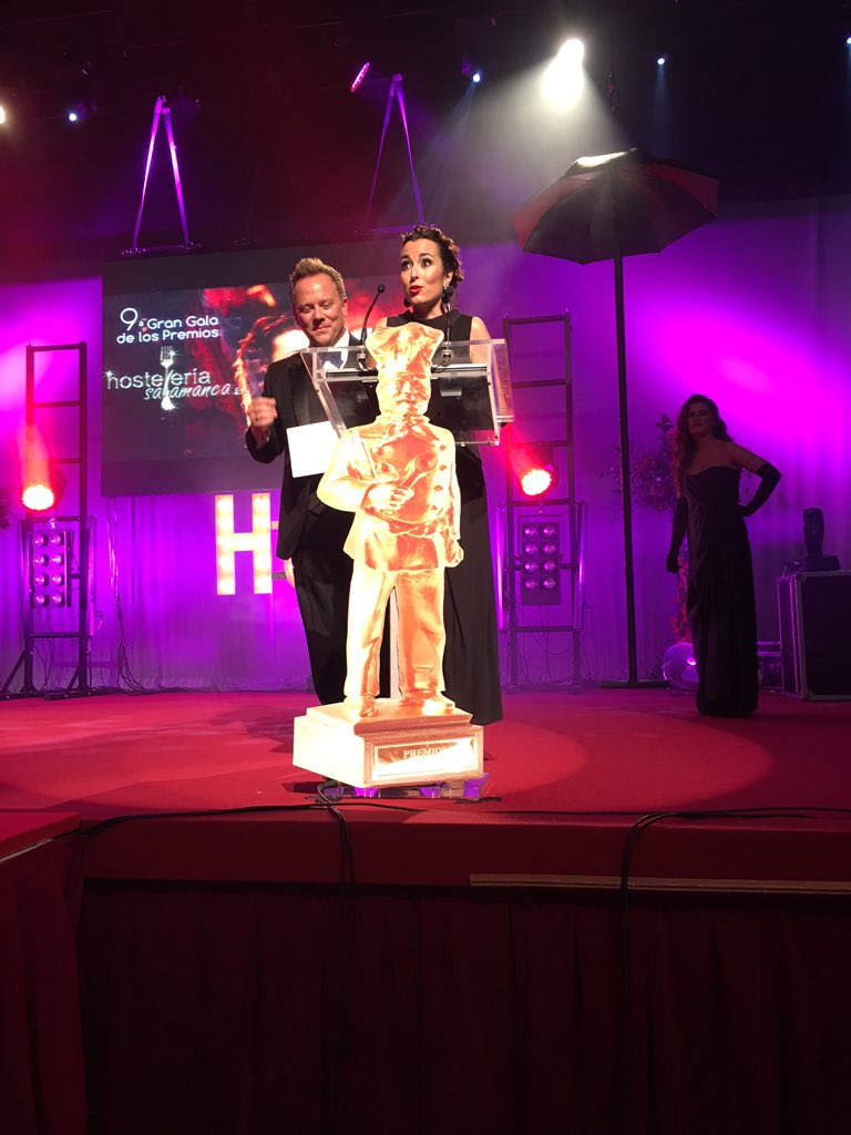 quesoslaantigua's tweet photo. #premiosHS ¡Empezamos! https://t.co/9Oi0kpPPBO
