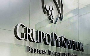 Albertosoria's tweet photo. #Peñaflor, líder dl #vino argentino en mercado interno y en exportación compró #NavarroCorrea. https://t.co/c1GkP6aCp8