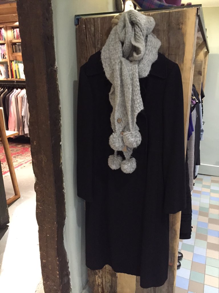 MLGteddington's tweet photo. A great classic winter coat #donnakaran 
#designerfind #ethicalshopping
 #MarysLivingAndGiving  
#Teddington https://t.co/nEpVEQ1cSe