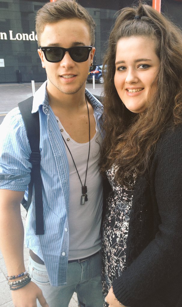 JustinandLukeUK's tweet photo. little throwbacks here too omg 🙈❤️ #xfactordays @CallahanMusic_ https://t.co/jU3sTcPUxp