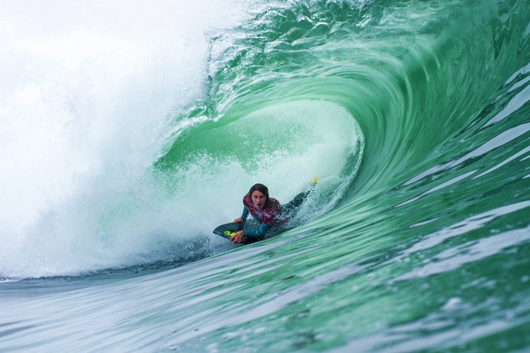 surfertoday's tweet photo. > @houston_jared wins maiden @APBTour title
https://t.co/HQUngPtq9N
#jaredhouston #apbworldtour #bodyboarding https://t.co/g2ZKoHjNuG