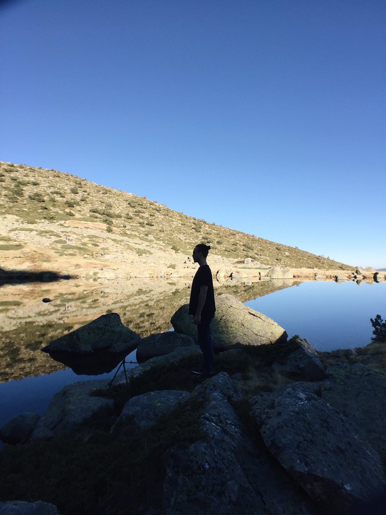 keyoftwo's tweet photo. Good night! After a long hiking day 🏔 #keyoftwo https://t.co/eew41SLfX0